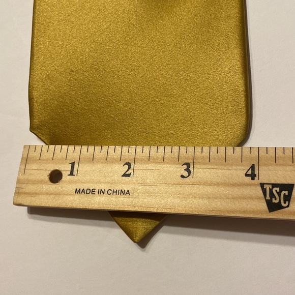 Murano Gold Tie Imported Silk X-Long 64” x 3.75” USA Bar Tac Tipped Hand Sewn - Picture 10 of 12